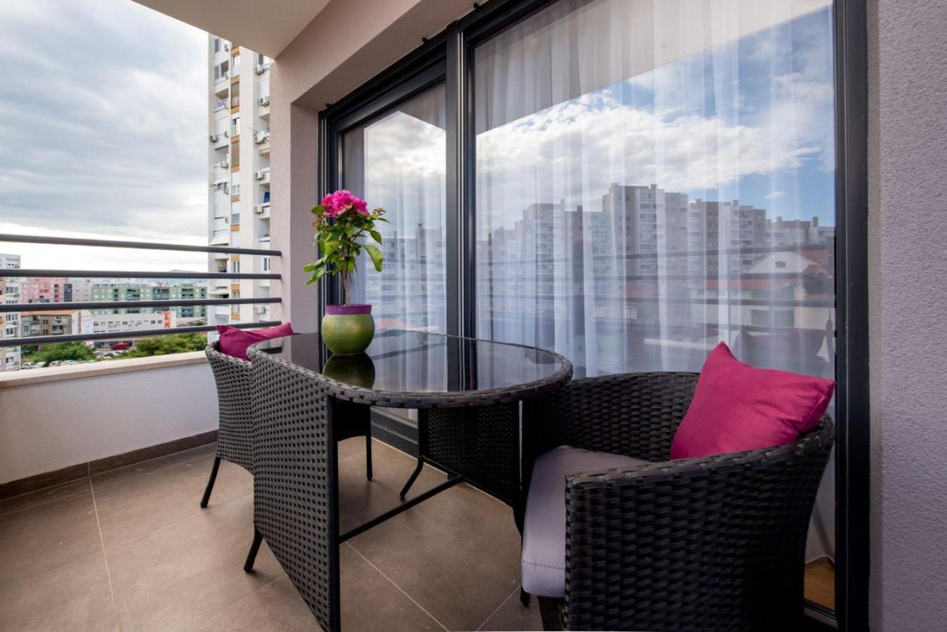 Apartment S'akvarel 7 - New & Modern